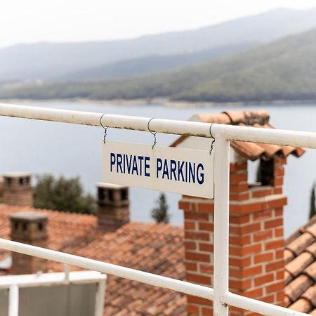 Apartments Sea View Rabac Esterno foto