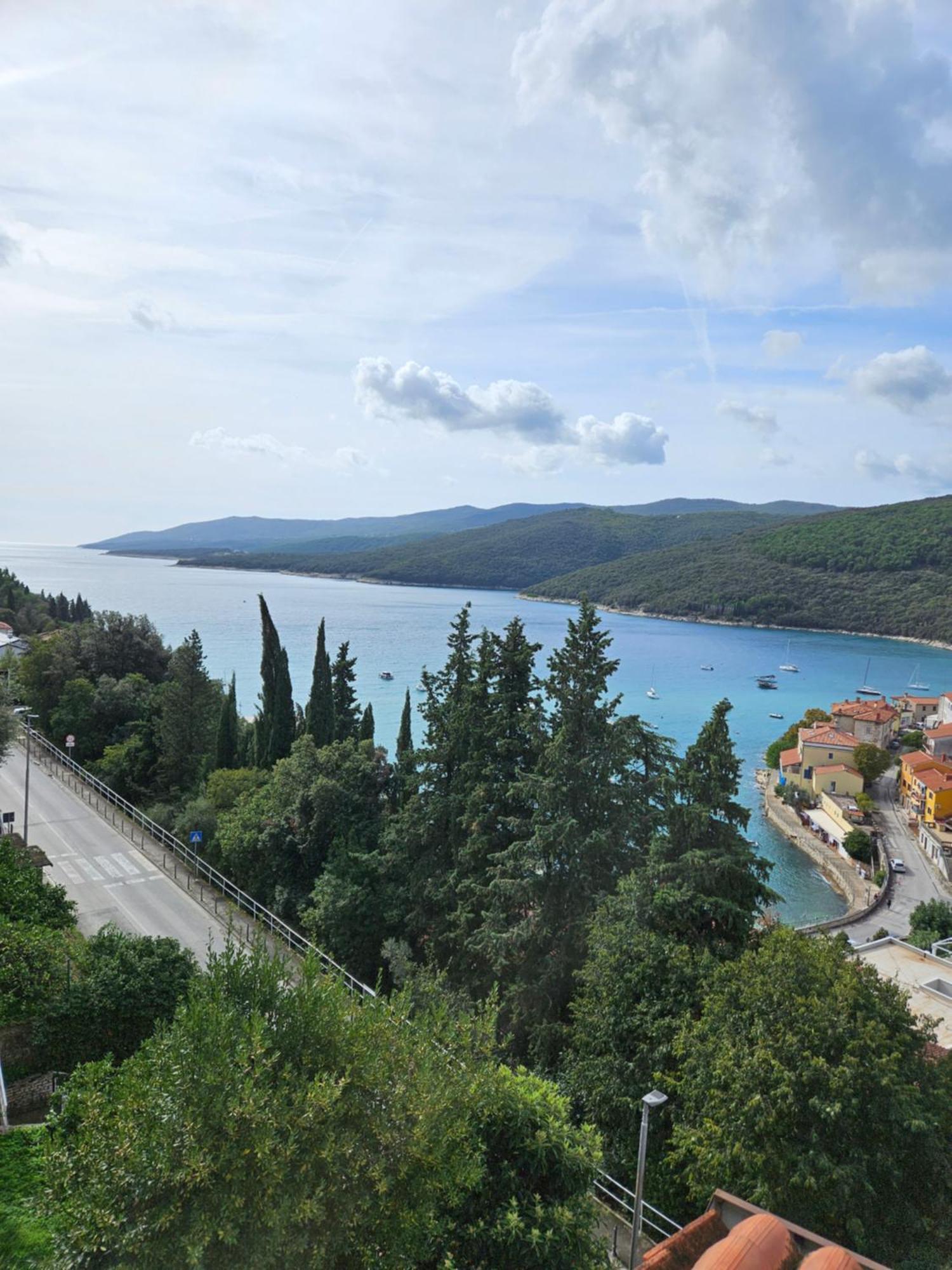 Apartments Sea View Rabac Esterno foto